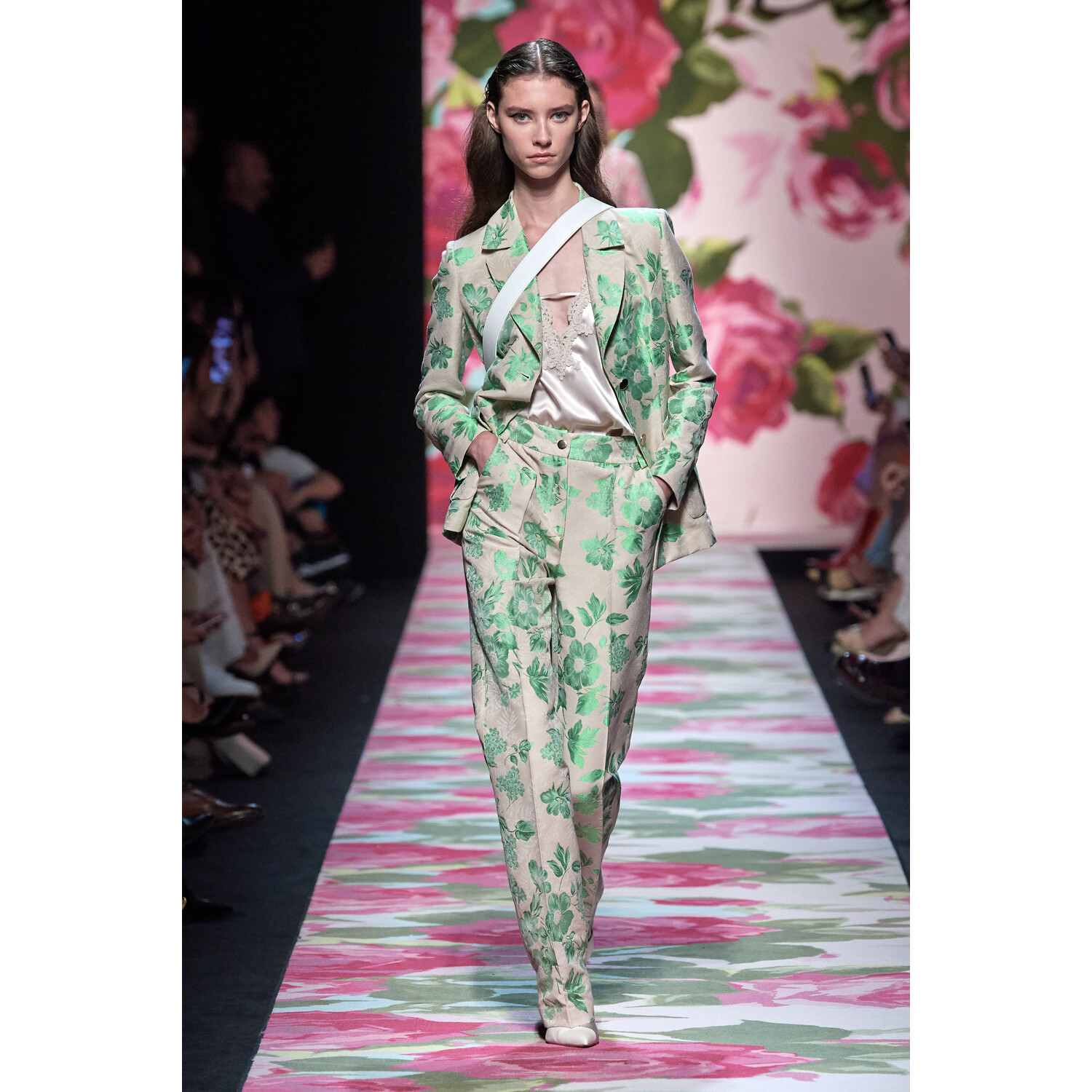 Фото Blumarine Spring 2020 / Blumarine весна-лето 2020 / Неделя моды: Милан